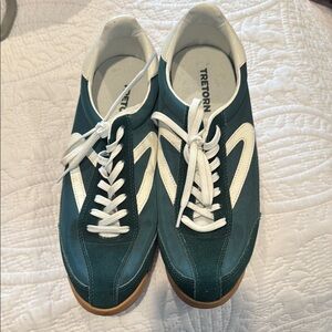 Tretorn Green and White Sneakers